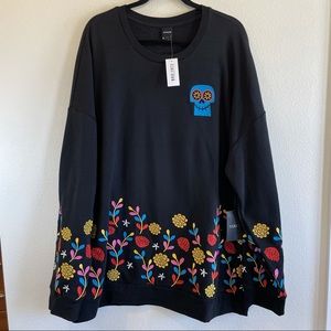 NWT 3X Disney Pixar Coco Embroidered Floral Crewneck